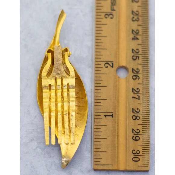 Vintage Gold Tone Art Nouveau Elven Leaf Leaves Clip, Elegant Clip - CH1 - Picture 2 of 2